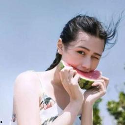 吃瓜群头像推荐女生,揭秘吃瓜群头像中的魅力女生