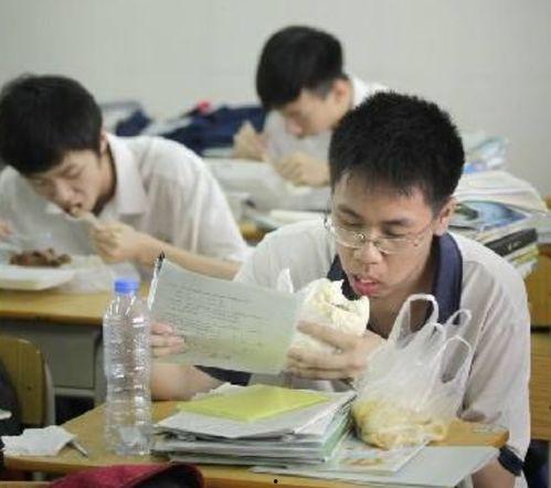 苏州母子高考吃瓜,一场意外的“吃瓜”之旅