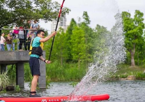 夏天吃瓜玩水视频,吃瓜玩水欢乐时光