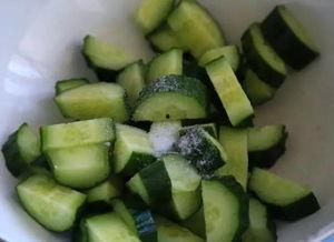 初中生炸裂吃瓜,揭秘校园生活趣味瞬间