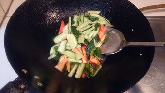 吃瓜被炒cp  第1张