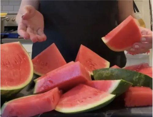 吃不断的瓜,吃不断的瓜，揭秘娱乐圈风云变幻  第3张