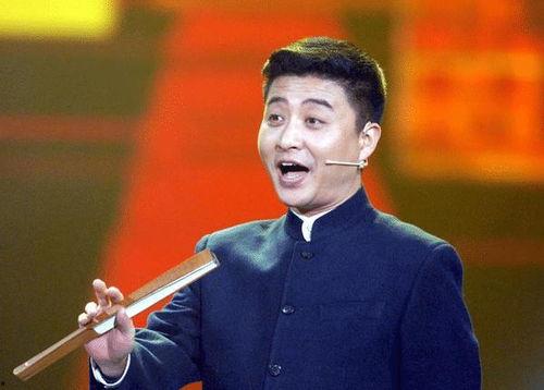 相声演员吃瓜图片,揭秘演员吃瓜背后的故事